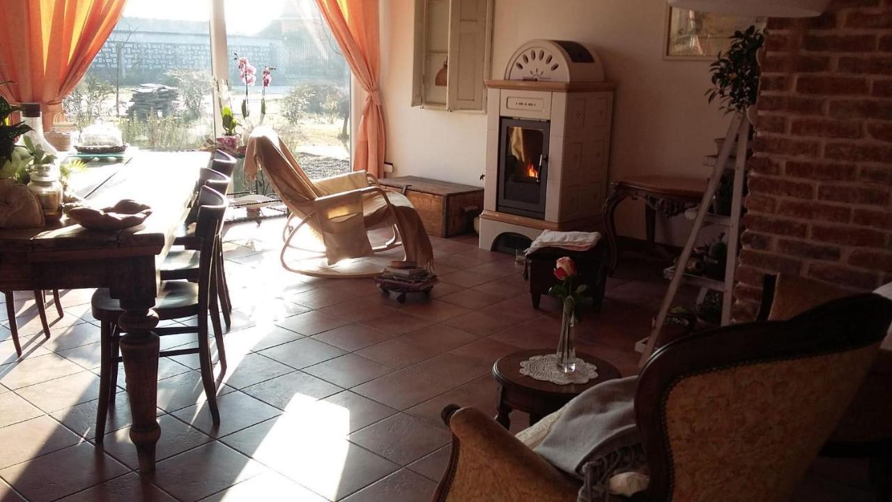 B&B La Castellana Borgolavezzaro Buitenkant foto
