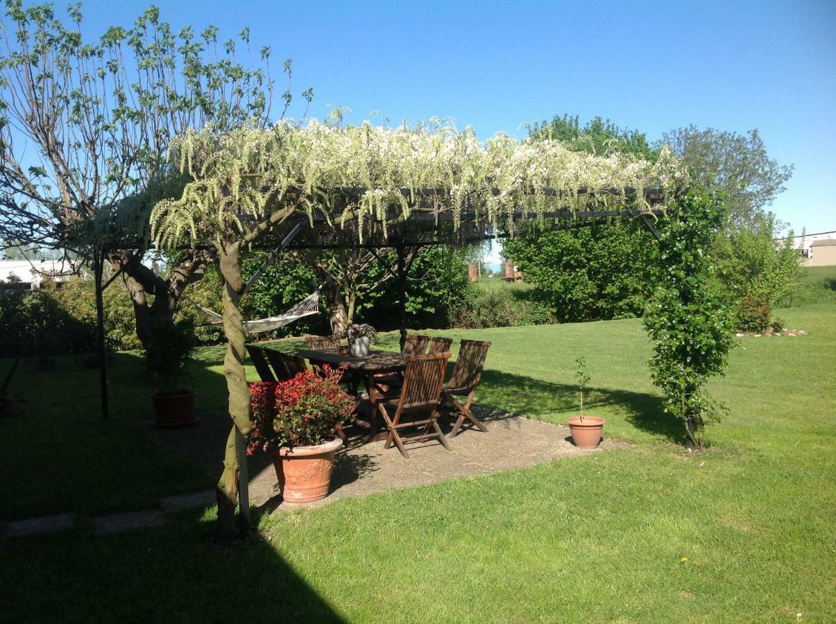 B&B La Castellana Borgolavezzaro Buitenkant foto
